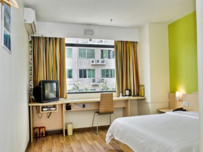 7Days Inn Guangzhou Gangding Longkou XI Road 광저우 외부 사진